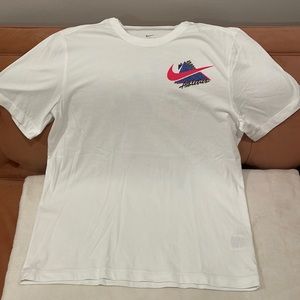 Nike Dri-fit tee (Large)